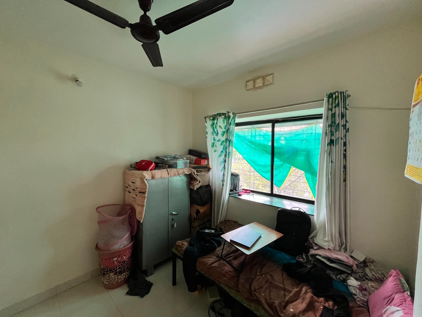Semi Furnished 1.5 BHK for Rent @ Dhankawadi