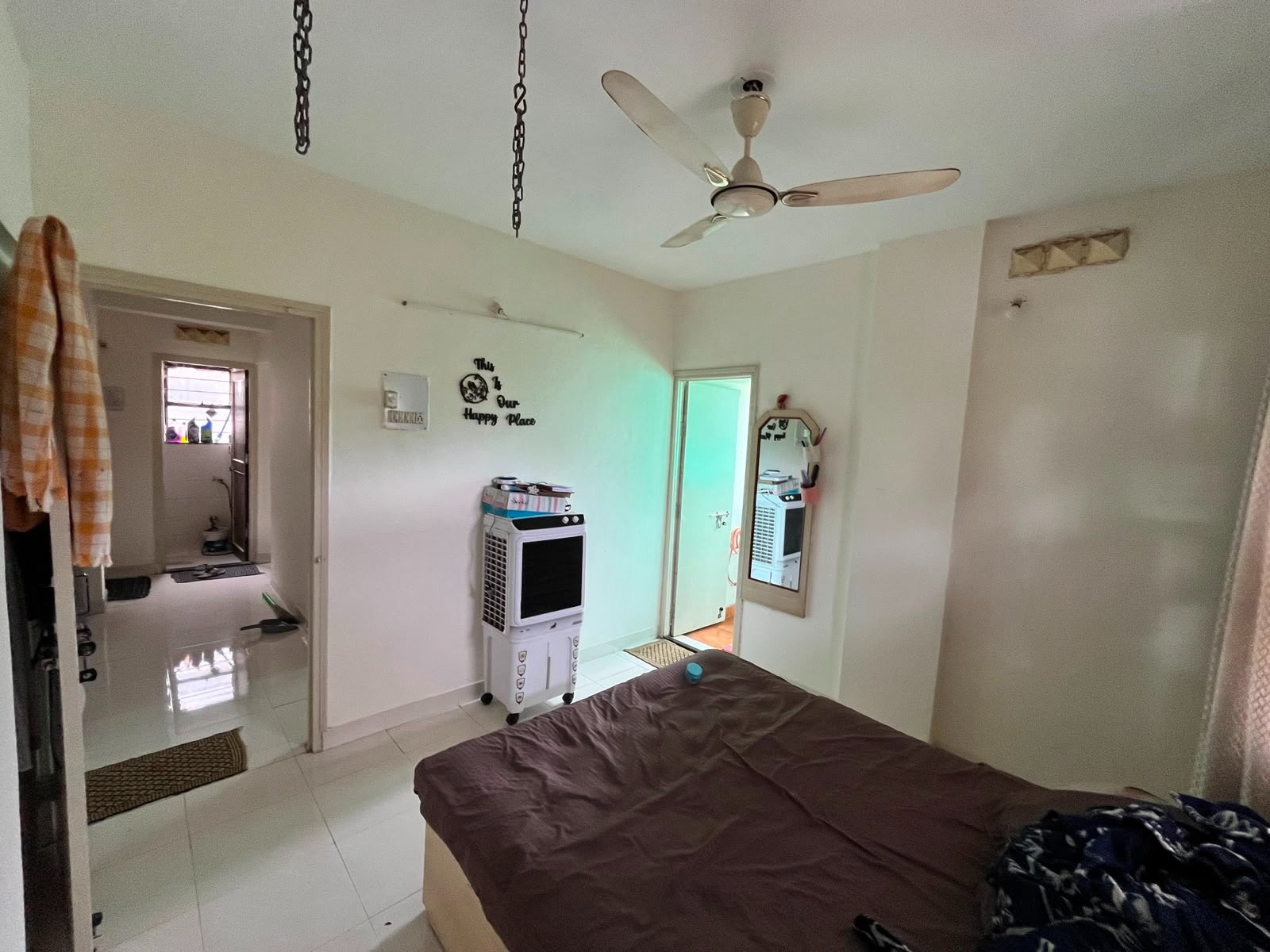 Semi Furnished 1.5 BHK for Rent @ Dhankawadi
